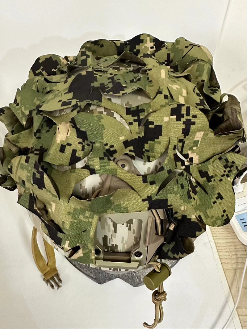 Outdoor Adventure Magazines - Pokrowiec na kask AOR1/AOR2 na zewnątrz/nakładka